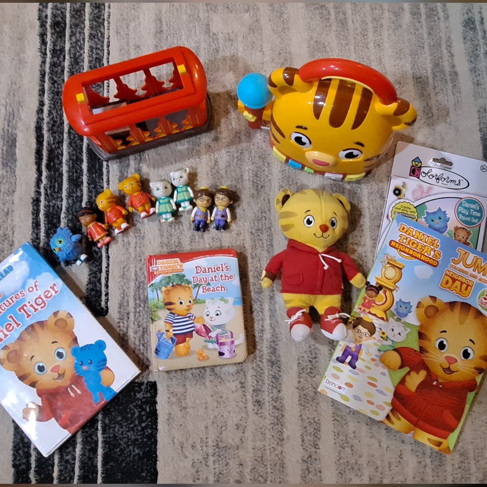 Daniel Tigers Neighborhood Lot